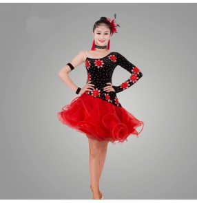 Black red patchwork embroidery rhinestones one shoulder sleeves competition professional performance women's ladies latin salsa dance dresses outfits