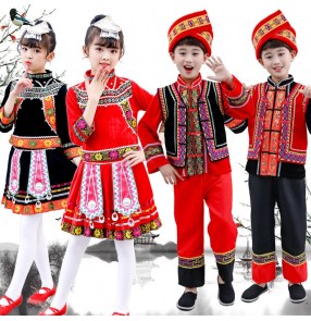 Children chinese folk dance costumes hmong miao minority dance clothing for boy girls photos hmong shooting costumes for kids