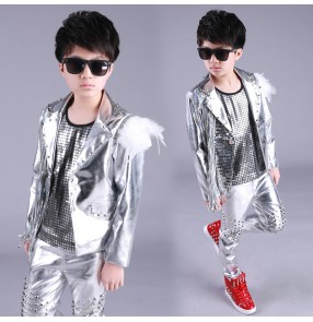 Children's silver sequined leather jazz dance costumes gogo dancers boy hip-hop dance outfits glitter leather feather boys children drum performance costumes