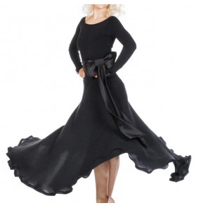 Flamenco dress with bow belt 
