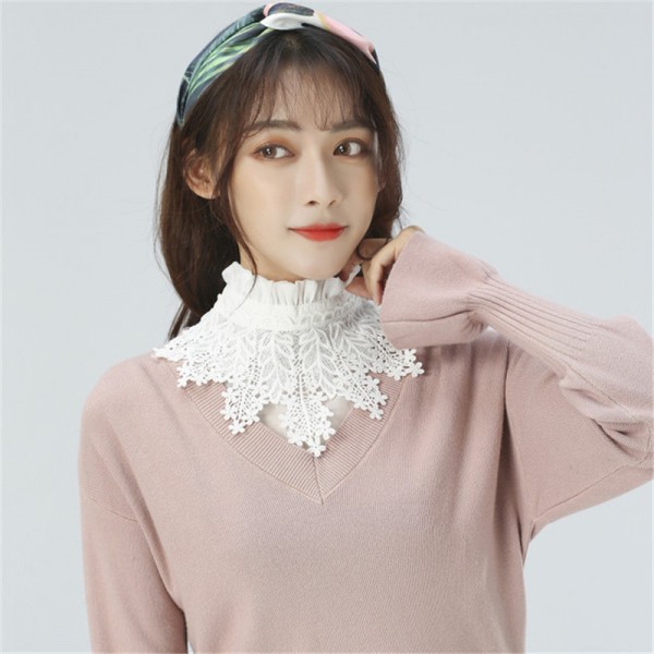 fake collar white